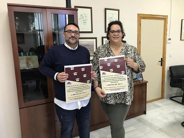 El alcalde y la concejala de Juventud. El alcalde y la concejala de Juventud.