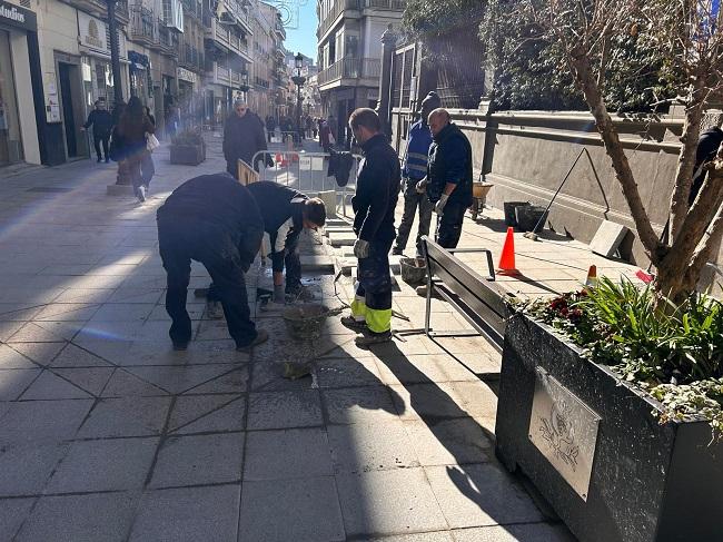 Arreglos de los desperfectos en la recién reformada San Antón.
