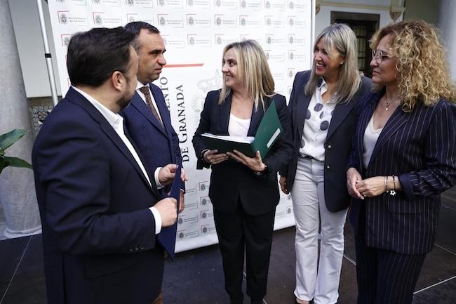 Carazo junto a la Franscico Rodríguez.