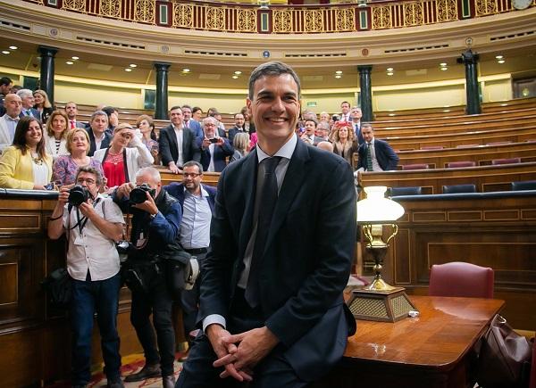 Pedro Sánchez, tras ser investido presidente. 