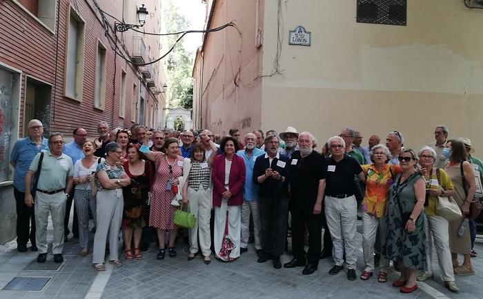 Integrantes del Grupo Placa Comisaría junto a la rectora de la UGR el pasado jueves.