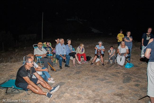 Asistentes al homenaje a Lorca en Lanjarón.