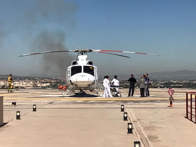 Un momento del simulacro, en el helipuerto del hospital.