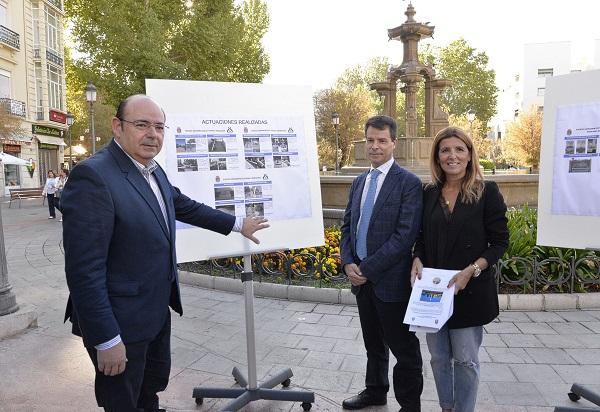 Sebastián Pérez con Eva Martín y Federico Sánchez. Sebastián Pérez con Eva Martín y Federico Sánchez.