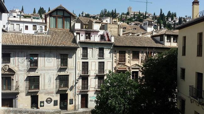 Vecinos de los centros históricos creen que el nuevo decreto emperorará la calidad de vida de estos barrios.