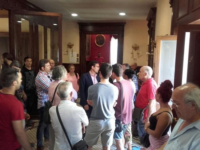 Encuentro del colectivo con el alcalde de Granada.