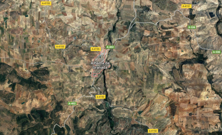 El accidente ha ocurrido en la carretera que bordea el río, junto a El Ventorro.