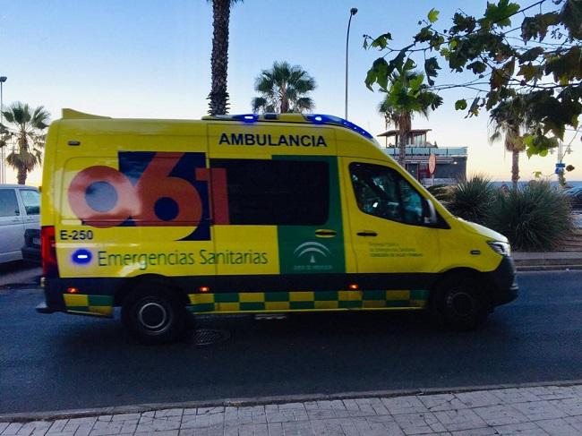 Imagen de archivo de una ambulancia de emergencias.