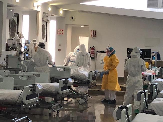 Imagen de archivo de la UCI instalada en la capilla del Virgen de las Nieves. 