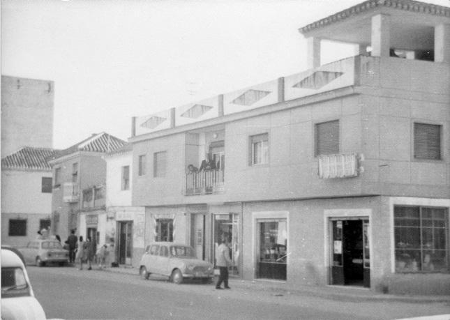 Avenida de Dílar, 38, el hogar zaidinero de los titos Paco y Conchita, a finales de los años 60 del siglo XX.