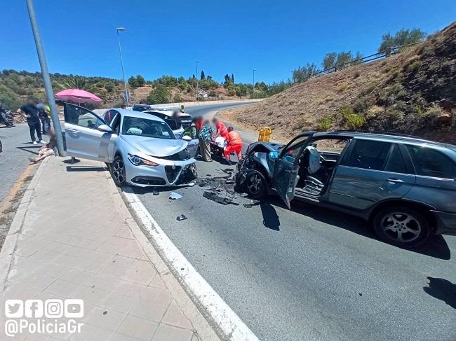 Colisión en el acceso a la Alhambra.