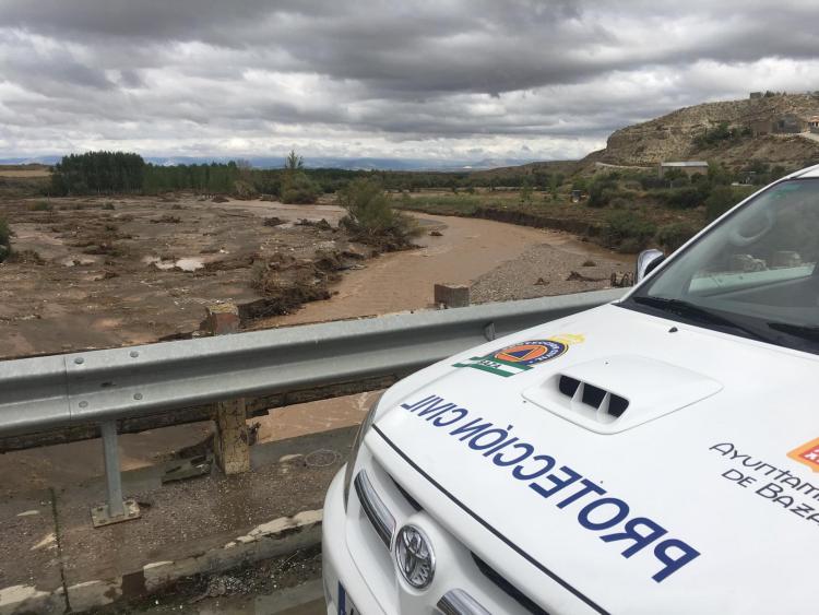 Lugar en el que se ha localizado el vehículo del fallecido, cuyo cuerpo ha sido encontrado casi a un kilómetro de distancia.