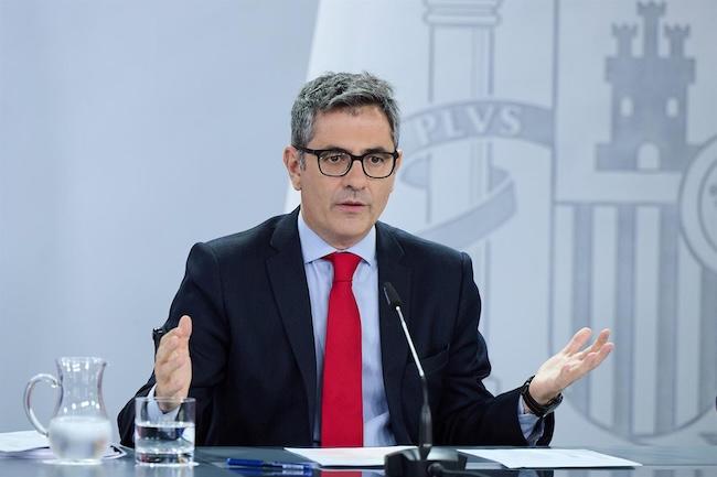 El ministro de la Presidencia, Félix Bolaños, durante una rueda de prensa tras el Consejo de Ministros, en el Palacio de la Moncloa, a 22 de julio de 2025, en Madrid.