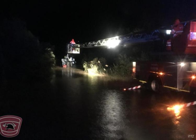 Imagen del rescate, llevado a cabo la pasada madrugada. 