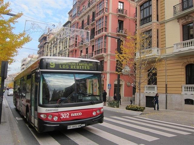 Línea 9 a su paso por Gran Vía.