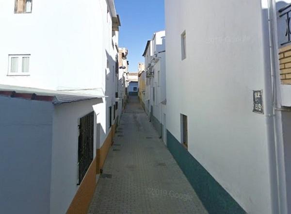 El suceso ha ocurrido en la calle Betis. El suceso ha ocurrido en la calle Betis.