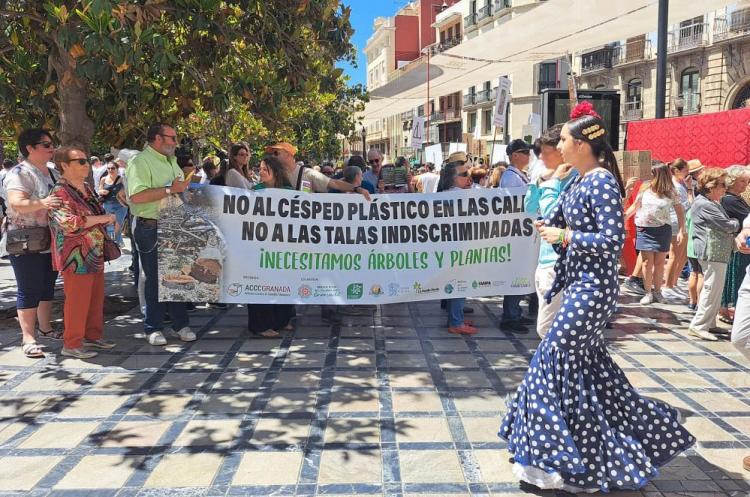 La concentración ha dado visibilidad a las reivindicaciones de una decena de colectivos por el medio ambiente.