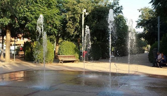 Fuente del paseo Emperador Carlos V, en el Zaidín. 