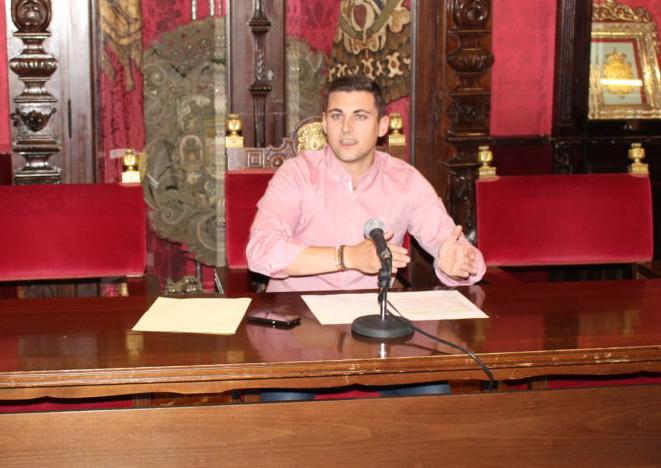 Rafael Caracuel. Rafael Caracuel.