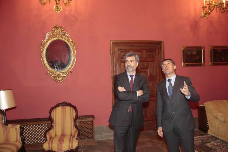 Carlos Lesmes, en una visita a Granada, con Lorenzo del Río.
