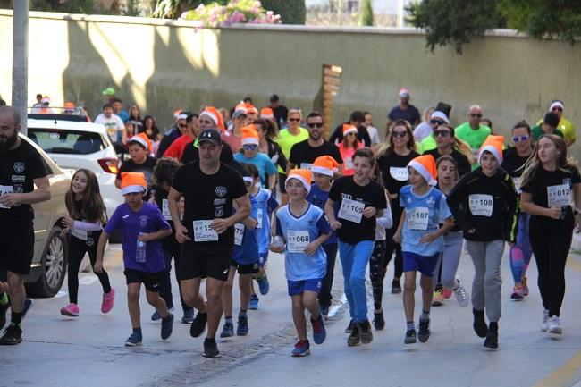 Imagen de la carrera solidaria. Imagen de la carrera solidaria.