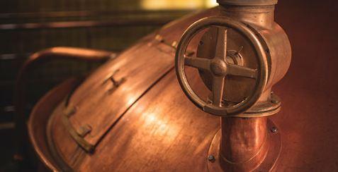 La cervecera granadina tiene cerca de un siglo de historia La cervecera granadina tiene cerca de un siglo de historia.