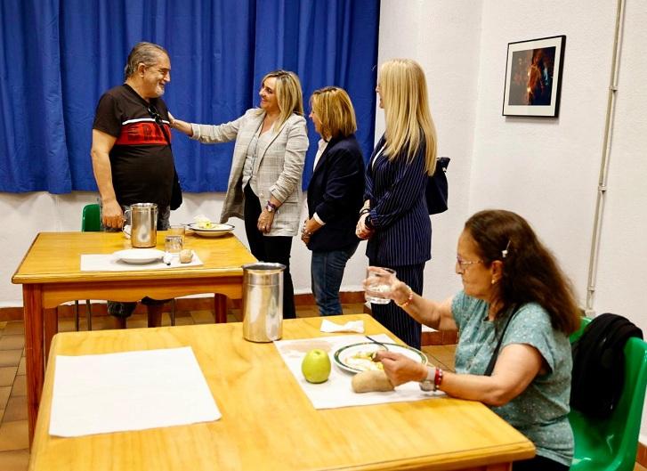 Visita municipal al comedor social Norte. 