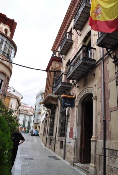 La Policía Judicial y Científica de Baza se ha hecho cargo de la investigación. Comisaría de Baza.