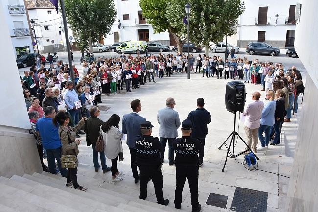 Concentración este miércoles a las puertas del Centro de Servicios Sociales de Baza.