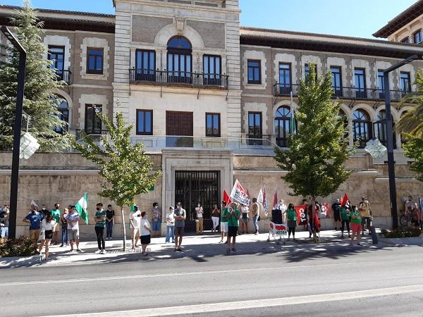 Concentración, este sábado, a las puertas de la Junta.