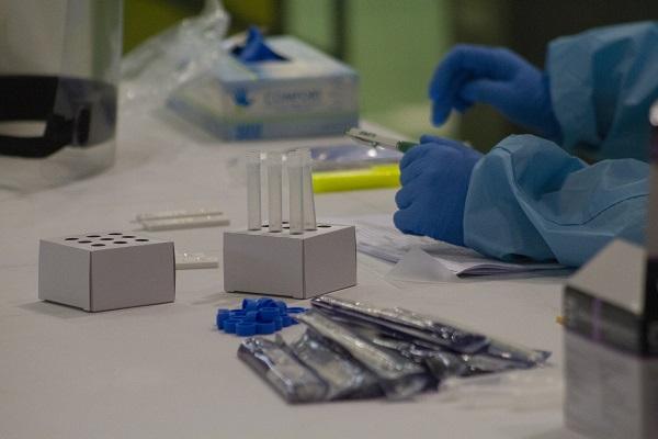 Detalle del cribado que se llevó a cabo en Motril. Detalle del cribado que se llevó a cabo en Motril.