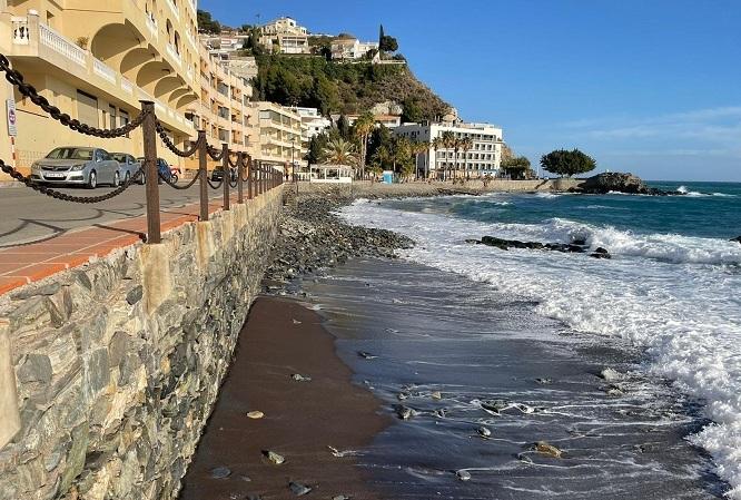 Cotobro es una de las zonas que se queda sin playa cuando hay temporal.