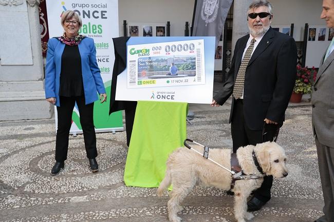 Presentación del cupón en el Ayuntamiento. 