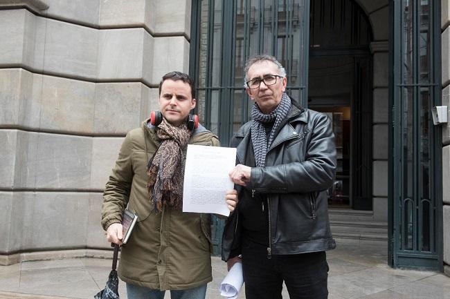 Juan Pinilla y Juan Pérez, promotores de la denuncia avalada por 2.500 firmas.