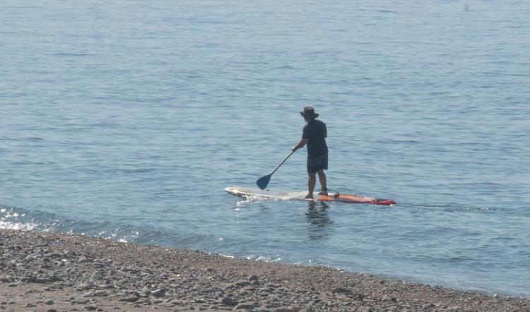 Imagen de la playa de Carchuna, este sábado.