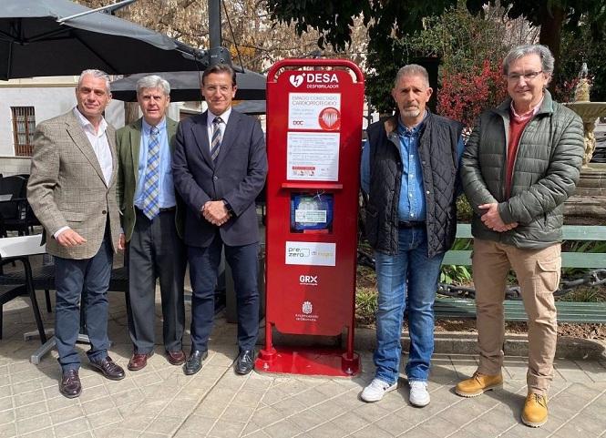Inauguración del nuevo desfibrilador.