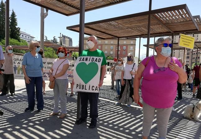 Detalle de la concentración desarrollada este sábado en defensa de la sanidad pública.