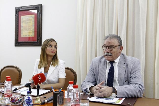 Silvia Diéguez y Eduardo Torres, en rueda de prensa este jueves.