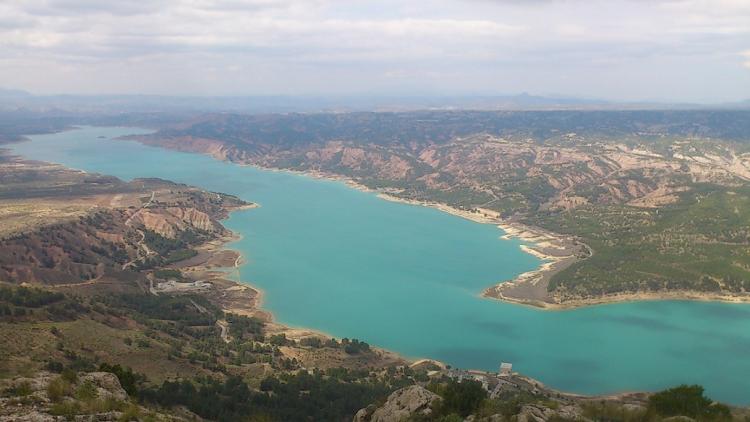 Imagen de archivo del embalse del Negratín, que está solo al 27% de su capacidad. 