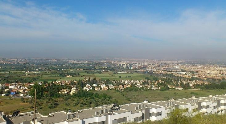 Vega sur y boina de contaminación desde los Rebites. 