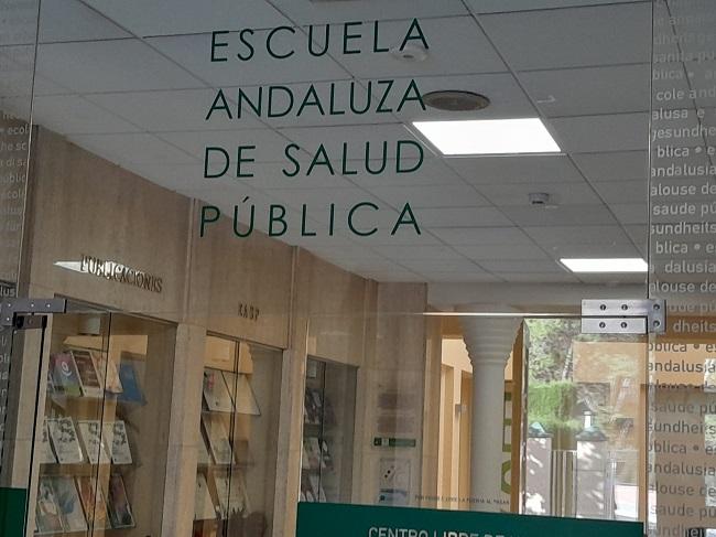 Entrada a la biblioteca de la EASP.