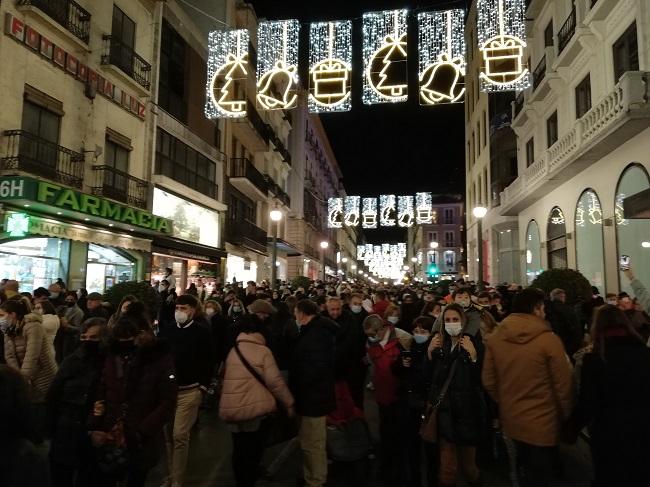 La Junta relaja aforos, pero exigirá mascarillas en espectáculos y eventos multitudinarios al aire libre.