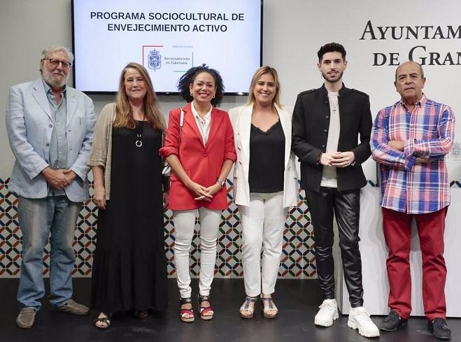 Presentación de los talleres para mayores. 