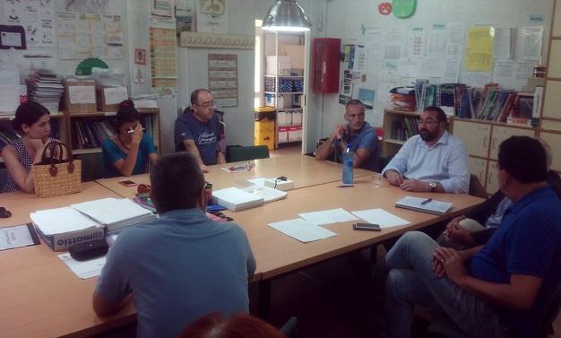 Reunión del delegado de Educación con el claustro de la EOI Reunión del delegado de Educación con el claustro de la EOI.