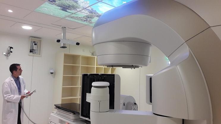 Equipamiento de radioterapia. 