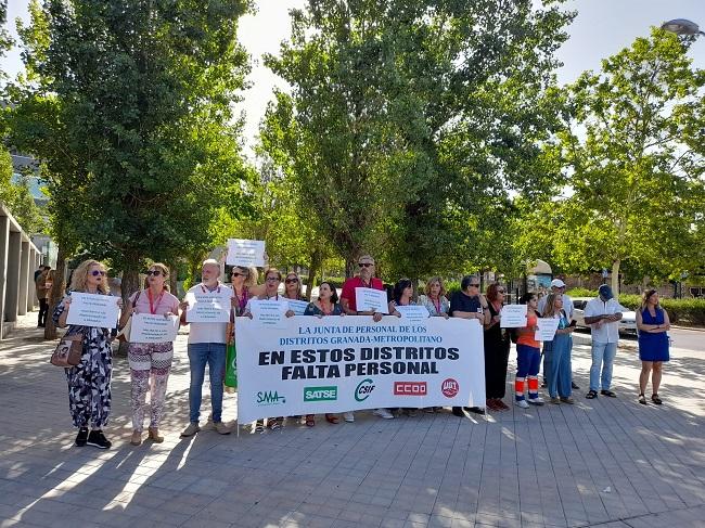 Concentración ante la sede del Distrito Metropolitano.