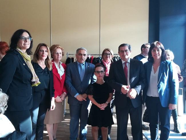 Foto de familia de los actos de este martes. Foto de familia de los actos de este martes.