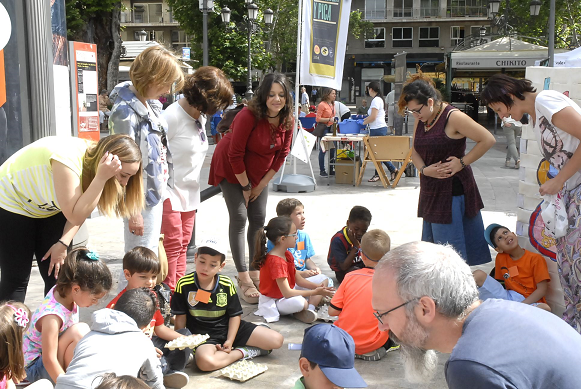 La concejala de Derechos Sociales, en la Feria del Reciclaje. La concejala de Derechos Sociales, en la Feria del Reciclaje.