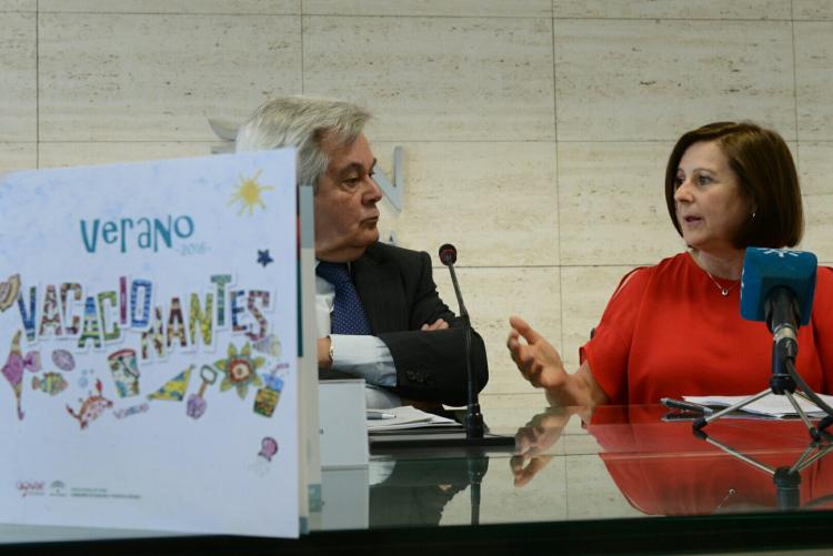Jara y Sánchez Rubio en la firma del convenio.
