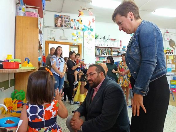 Inauguración del curso en el colegio Virgen de la Cabeza de Beas de Granada.